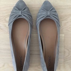 Vionic Gramercy Ballet Flats gray suede 10 EUC bow dressy plantar fasciitis